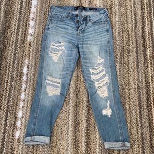 Hollister ripped jeans OOR